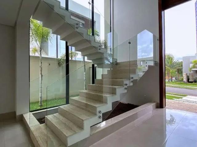 Casa / Sobrado para Venda em Goiânia/GO Park Lozandes 4 Quartos