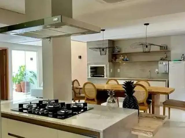 Casa / Sobrado para Venda em Goiânia/GO Parque Amazônia 4 Quartos