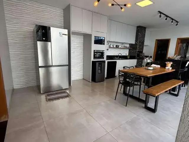 Casa / Sobrado para Venda em Goiânia/GO Parque Anhangüera 3 Quartos