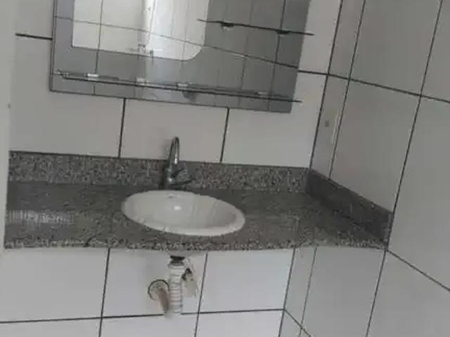 Casa / Sobrado para Venda em Goiânia/GO Parque das Flores 4 Quartos