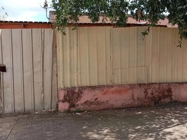 Casa / Sobrado para Venda em Goiânia/GO Rodoviário 3 Quartos