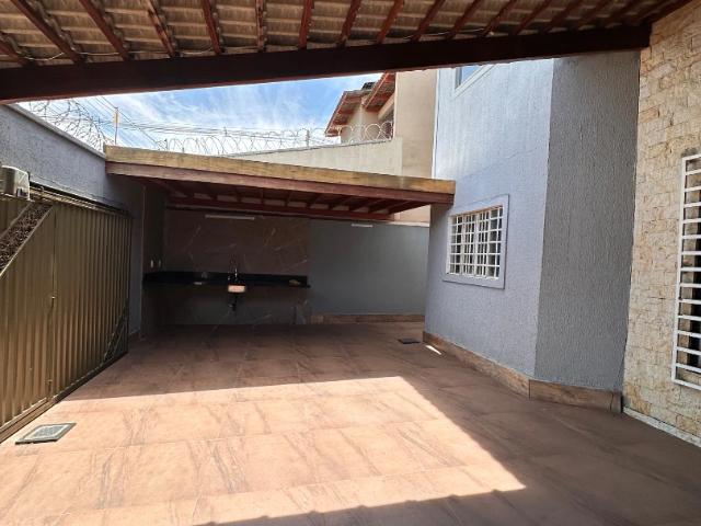 Casa / Sobrado para Venda em Goiânia/GO Residencial Antônio Barbosa 3 Quartos