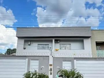 Casa / Sobrado para Venda em Goiânia/GO Residencial Alice Barbosa 3 Quartos
