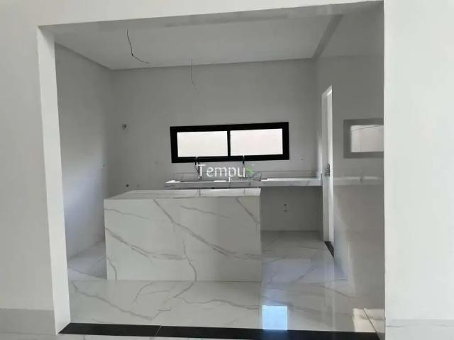 Casa / Sobrado para Venda em Goiânia/GO Residencial Goiânia Golfe Clube 4 Quartos