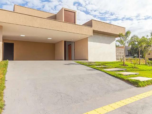 Casa / Sobrado para Venda em Goiânia/GO Residencial Goiânia Golfe Clube 4 Quartos