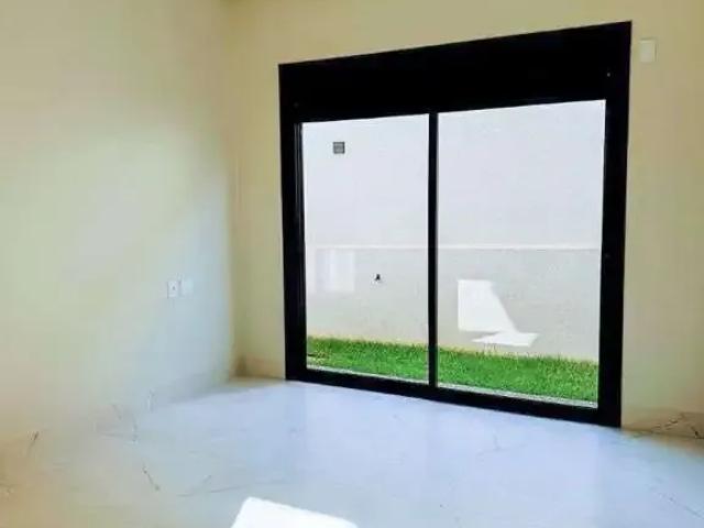 Casa / Sobrado para Venda em Goiânia/GO Residencial Goiânia Golfe Clube 3 Quartos