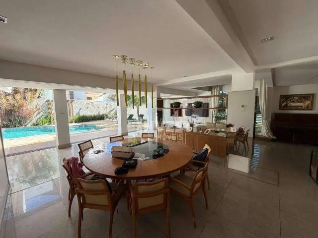 Casa / Sobrado para Venda em Goiânia/GO Residencial Granville 4 Quartos