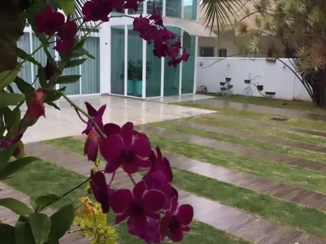 Casa / Sobrado para Venda em Goiânia/GO Residencial Granville 4 Quartos