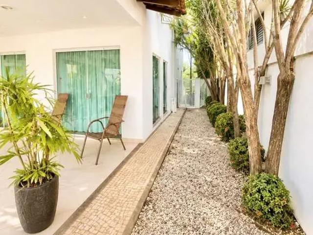 Casa / Sobrado para Venda em Goiânia/GO Residencial Granville 4 Quartos