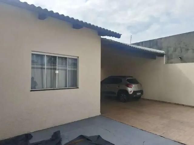 Casa / Sobrado para Venda em Goiânia/GO Residencial Forteville Extensão 3 Quartos