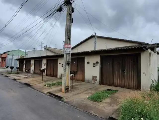 Casa / Sobrado para Venda em Goiânia/GO Residencial Solar Bougainville 3 Quartos