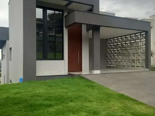 Casa / Sobrado para Venda em Goiânia/GO Residencial Parque Mendanha 3 Quartos