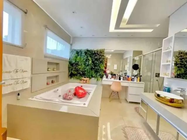 Casa / Sobrado para Venda em Goiânia/GO Residencial Parque Mendanha 5 Quartos