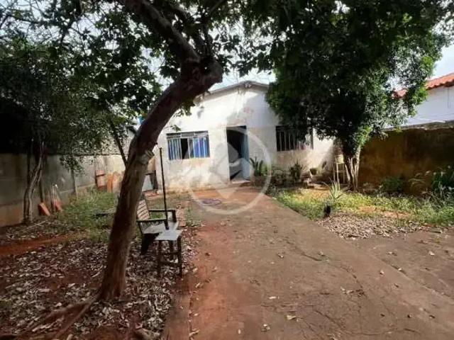 Casa / Sobrado para Venda em Goiânia/GO Vila Lucy 2 Quartos