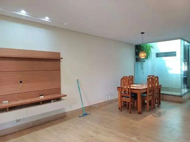 Casa / Sobrado para Venda em Goiânia/GO Vila Nossa Senhora Aparecida 3 Quartos