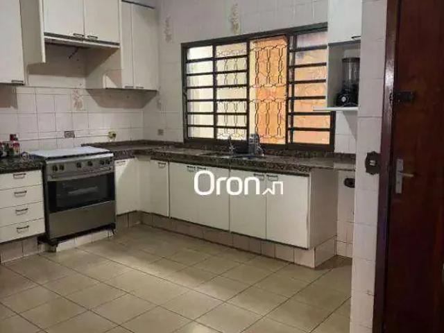 Casa / Sobrado para Venda em Goiânia/GO Vila Rezende 2 Quartos