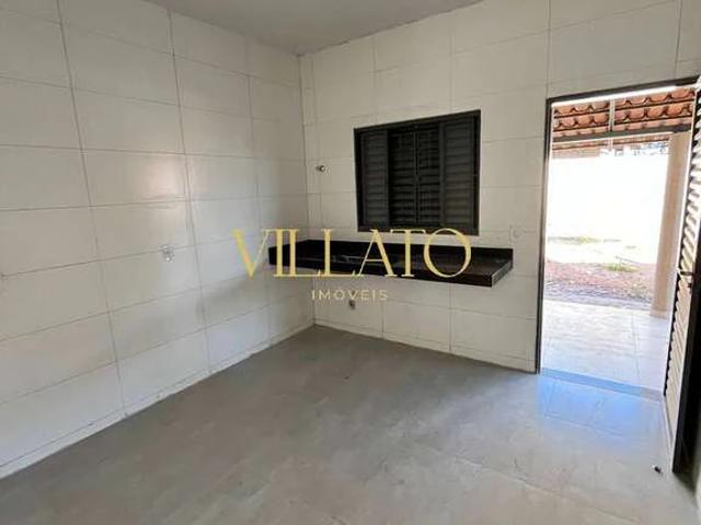 Casa / Sobrado para Venda em Goianira/GO Residencial Francielly Ribeiro 3 Quartos