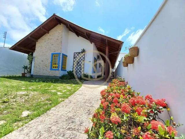 Casa / Sobrado para Venda em Governador Celso Ramos/SC Armação 4 Quartos