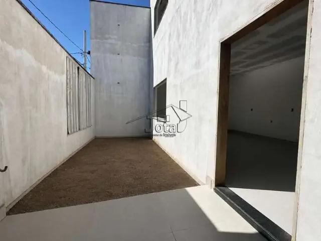 Casa / Sobrado para Venda em Governador Valadares/MG Bosque da Figueira 3 Quartos