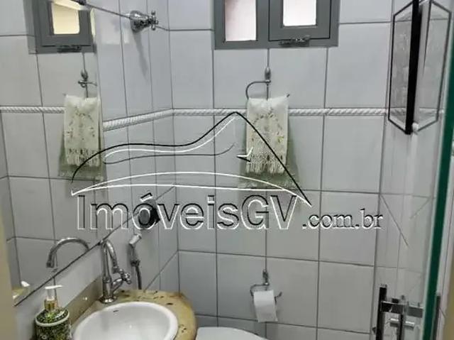 Casa / Sobrado para Venda em Governador Valadares/MG Centro 4 Quartos