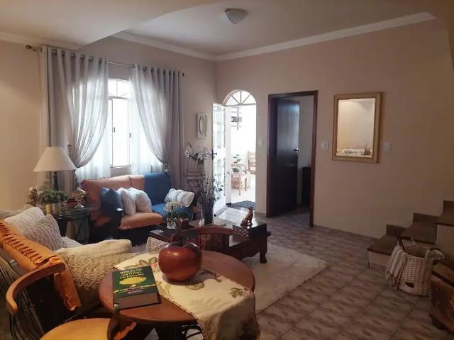 Casa / Sobrado para Venda em Governador Valadares/MG Grã Duquesa 3 Quartos