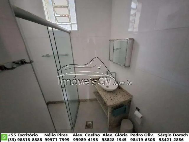 Casa / Sobrado para Venda em Governador Valadares/MG Ilha dos Araújos 6 Quartos