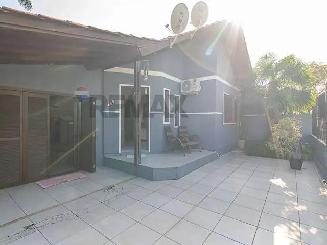 Casa / Sobrado para Venda em Gravataí/RS Bom Sucesso 2 Quartos