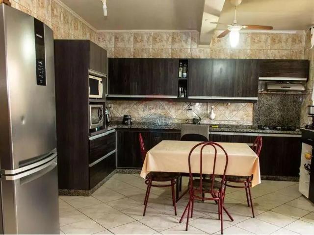 Casa / Sobrado para Venda em Gravataí/RS Central 3 Quartos