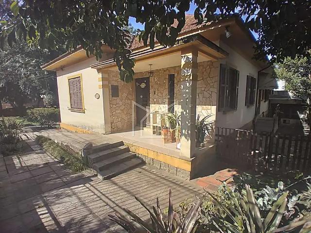 Casa / Sobrado para Venda em Gravataí/RS Centro 4 Quartos