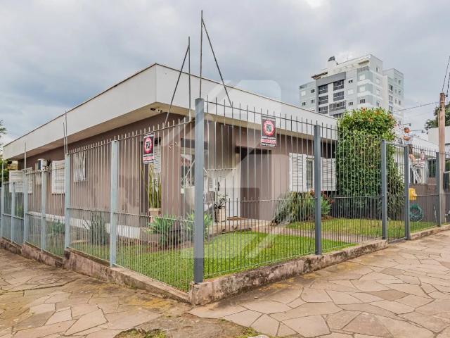 Casa / Sobrado para Venda em Gravataí/RS Centro 3 Quartos