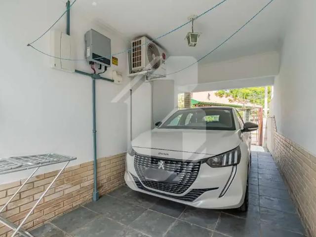 Casa / Sobrado para Venda em Gravataí/RS Girassol 3 Quartos