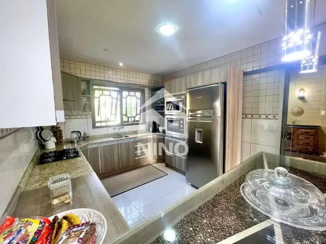 Casa / Sobrado para Venda em Gravataí/RS Girassol 4 Quartos