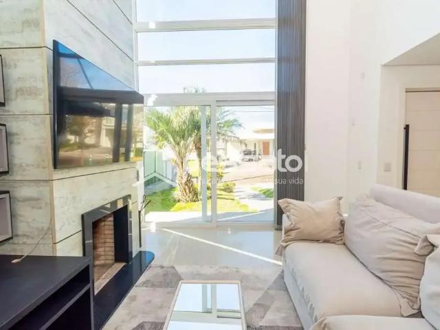 Casa / Sobrado para Venda em Gravataí/RS São Vicente 3 Quartos