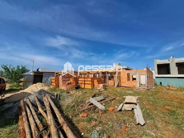 Casa / Sobrado para Venda em Gravataí/RS Terranova 2 Quartos