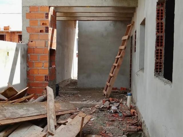 Casa / Sobrado para Venda em Gravataí/RS Terranova 3 Quartos