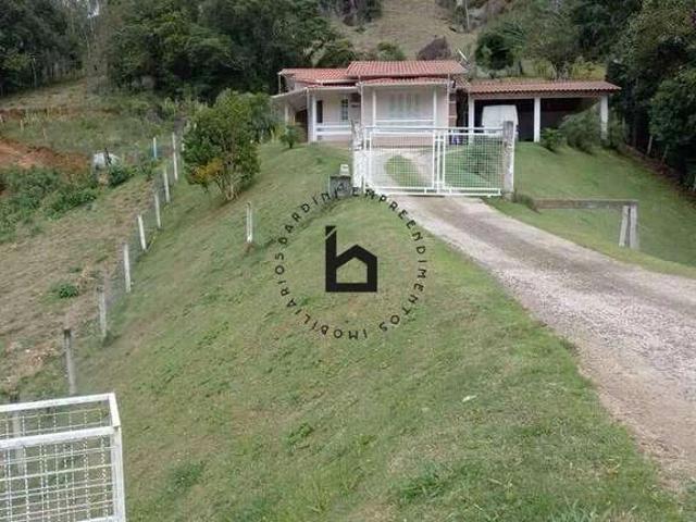Casa / Sobrado para Venda em Gravatal/SC Barro Vermelho 3 Quartos