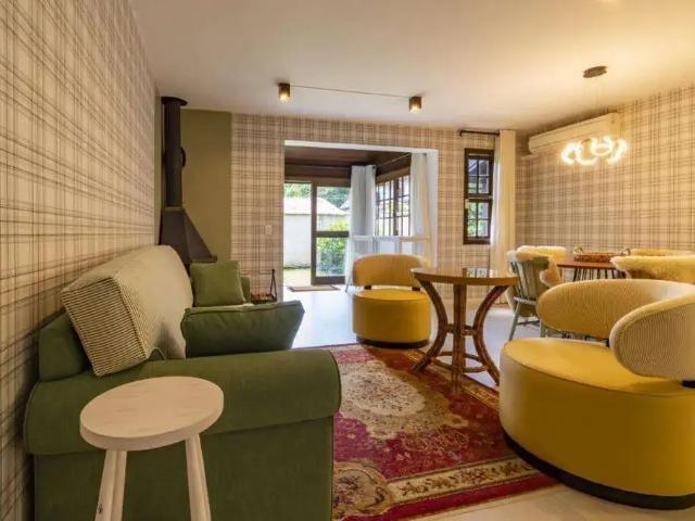 Casa / Sobrado para Venda em Gramado/RS Centro 4 Quartos