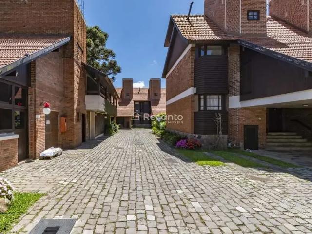 Casa / Sobrado para Venda em Gramado/RS Centro 4 Quartos