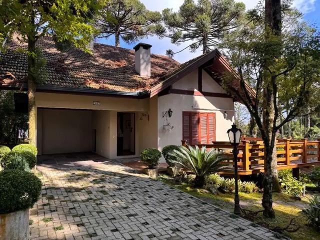 Casa / Sobrado para Venda em Gramado/RS Planalto 4 Quartos