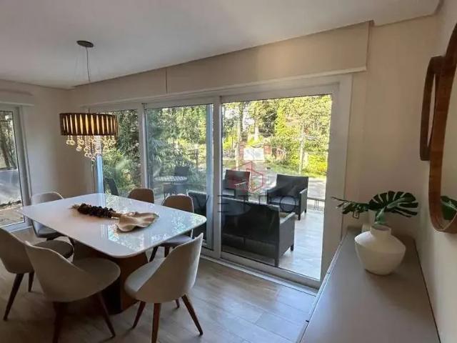 Casa / Sobrado para Venda em Gramado/RS Planalto 5 Quartos