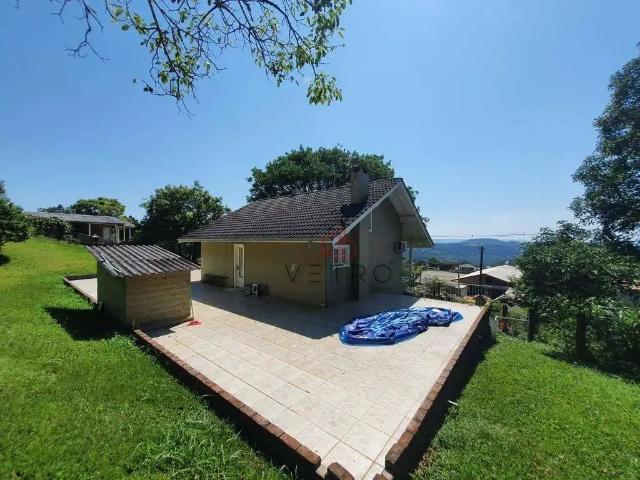 Casa / Sobrado para Venda em Gramado/RS Várzea Grande 1º de Maio 3 Quartos