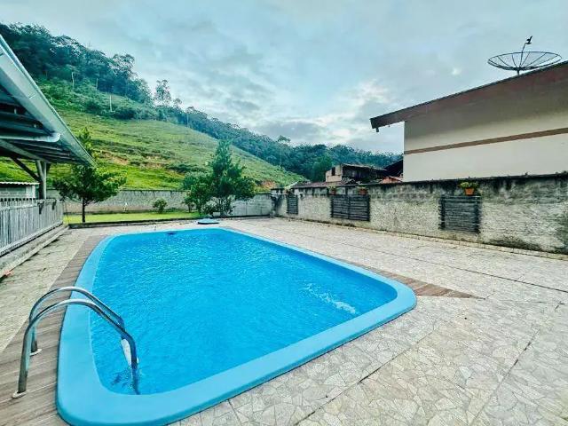 Casa / Sobrado para Venda em Guabiruba/SC São Pedro 2 Quartos