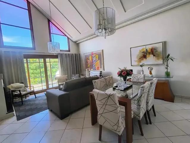 Casa / Sobrado para Venda em Guaíba/RS Centro 3 Quartos