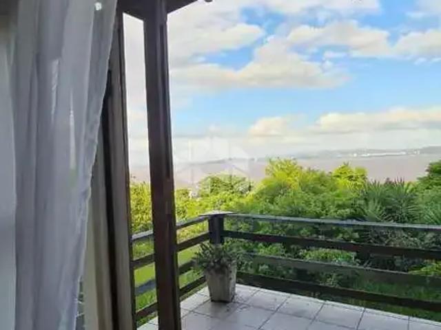 Casa / Sobrado para Venda em Guaíba/RS Centro 2 Quartos