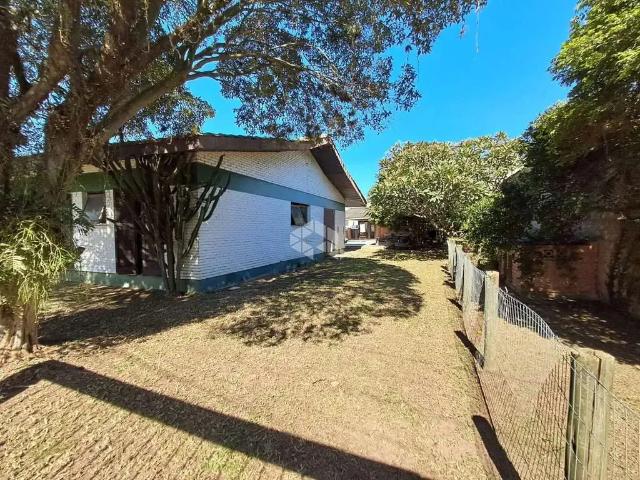 Casa / Sobrado para Venda em Guaíba/RS Centro 5 Quartos