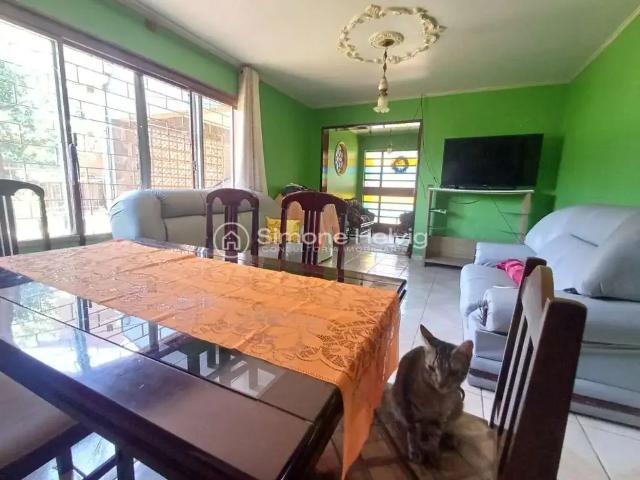 Casa / Sobrado para Venda em Guaíba/RS Engenho 4 Quartos