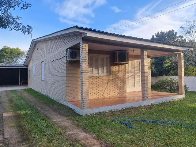Casa / Sobrado para Venda em Guaíba/RS Flórida 2 Quartos