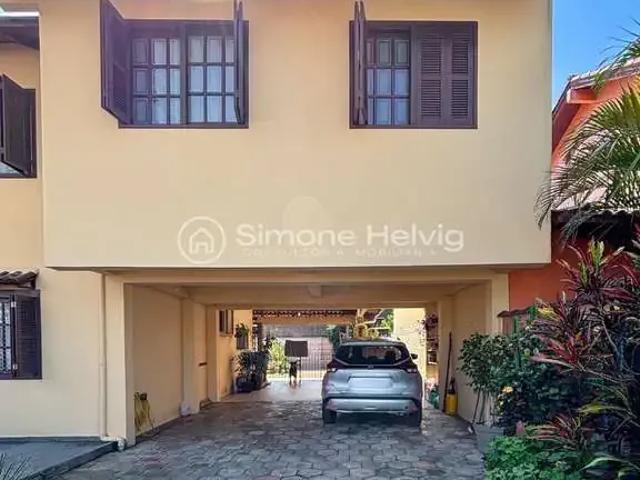 Casa / Sobrado para Venda em Guaíba/RS Flórida 4 Quartos
