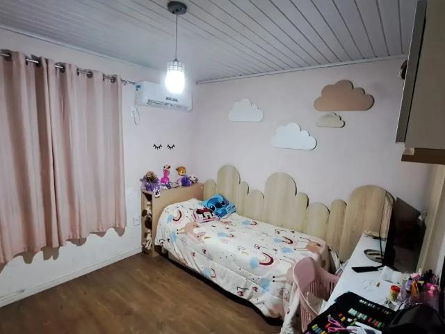 Casa / Sobrado para Venda em Guaíba/RS Jardim dos Lagos 2 Quartos