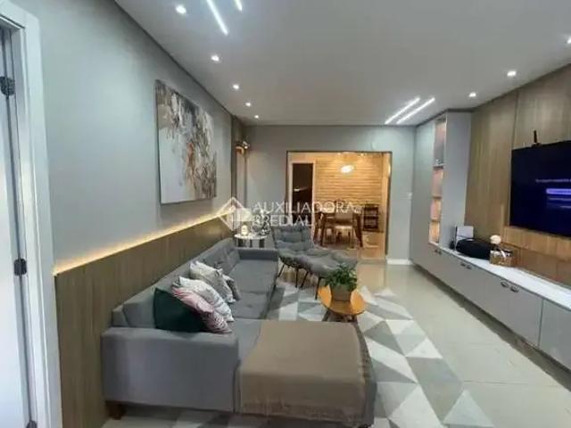 Casa / Sobrado para Venda em Guaíba/RS Jardim dos Lagos 2 Quartos